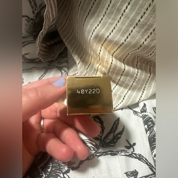 NWT-Brand New In Box YVES SAINT LAURENT TOUCHE ÉCLAT BLUR PRIMER - Picture 10 of 11